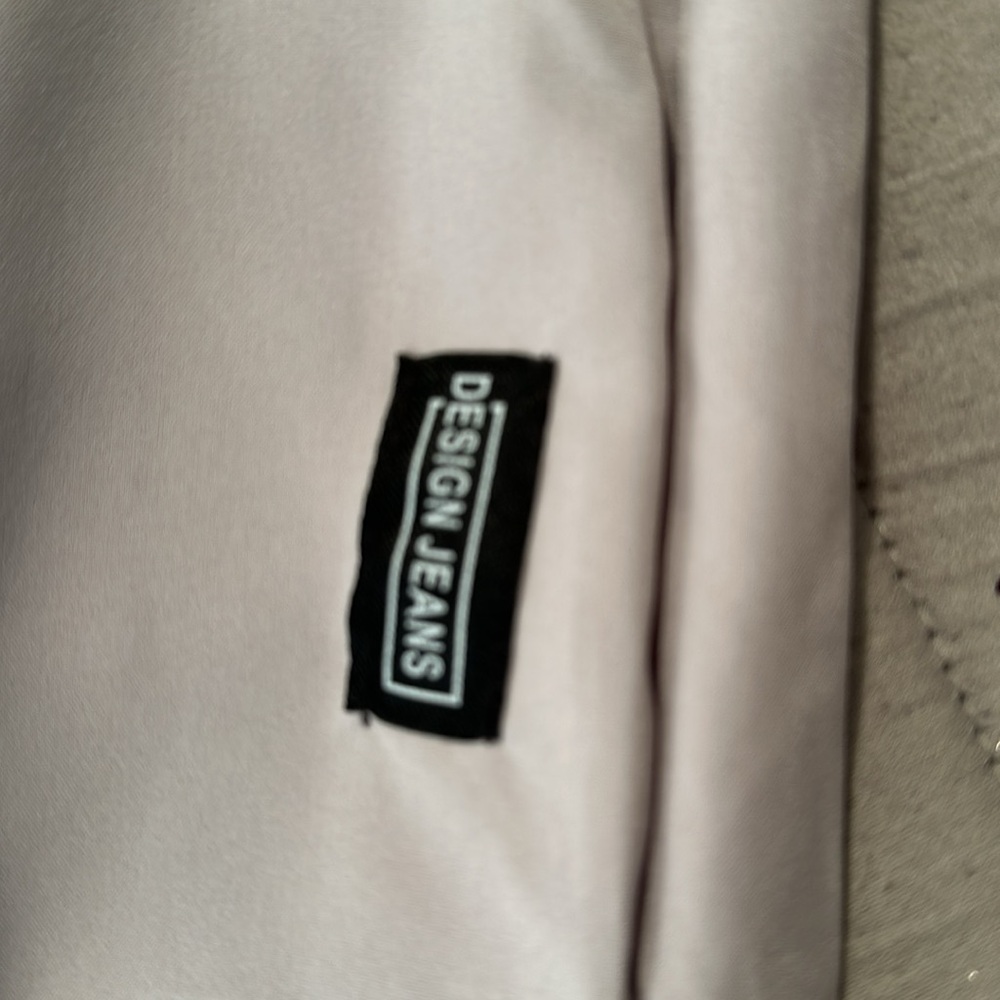New Design Jeans travel pants, fits like size XS - Picture 10 of 13